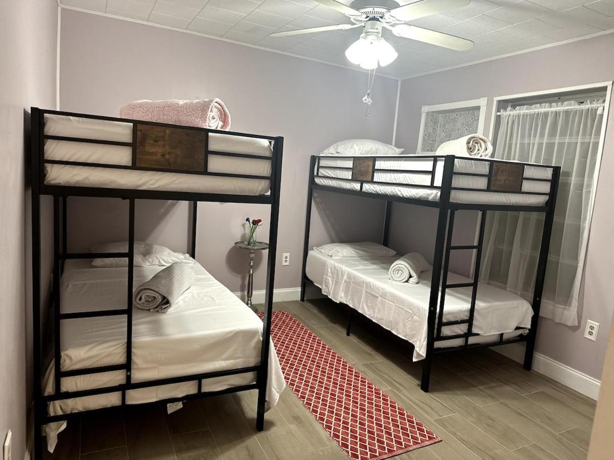 Appartamento Shared For Women - Queen - Bunk 3